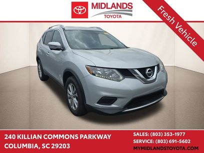 Used 2016 Nissan Rogue SV w/ SV Premium Package