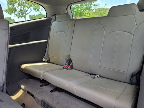 Used 2015 Chevrolet Traverse LT AWD/4WD image 29