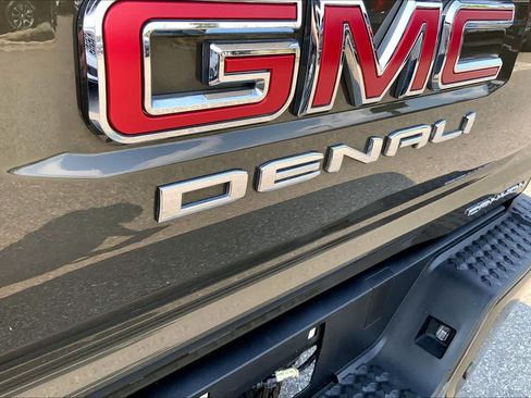 Certified 2023 GMC Canyon Denali AWD/4WD image 32