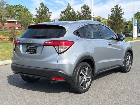 Used 2022 Honda HR-V EX image 3