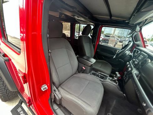 Used 2018 Jeep Wrangler Unlimited Sport AWD/4WD image 34