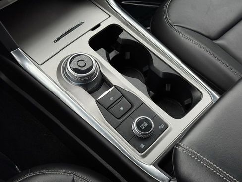 Certified 2023 Ford Explorer XLT w/ Equipment Group 202A image 17