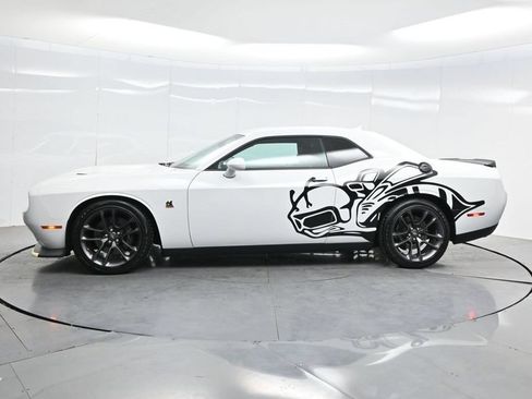 Used 2022 Dodge Challenger R/T Scat Pack w/ Driver Convenience Group RWD image 42
