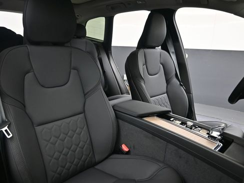 New 2026 Volvo XC60 B5 Plus w/ Protection Package Premier image 13