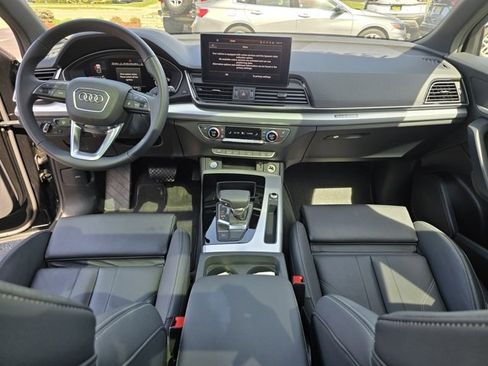 Used 2025 Audi Q5 2.0T Premium image 24