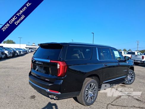 New 2026 GMC Yukon XL Denali w/ LPO, Floor Liner Package AWD/4WD image 5