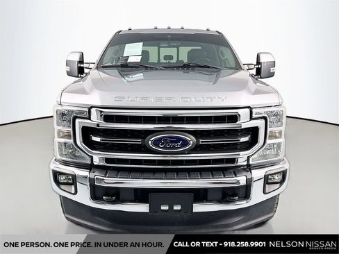 Used 2020 Ford F250 Lariat image 2