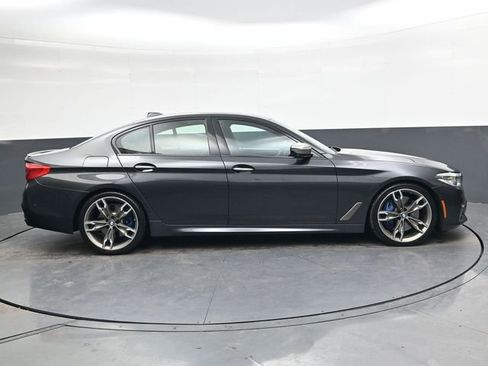 Used 2018 BMW M550i xDrive image 3