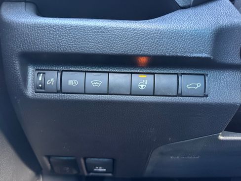 New 2025 Toyota RAV4 XLE image 19