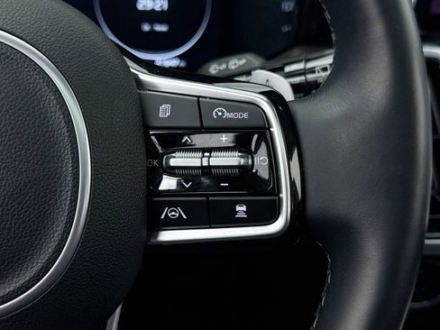 Used 2023 Kia Sorento SX Prestige image 21