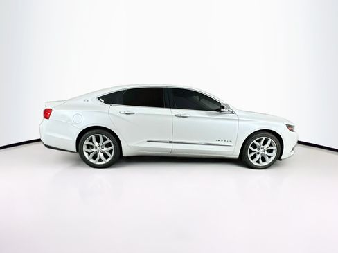 Used 2015 Chevrolet Impala LTZ FWD image 10