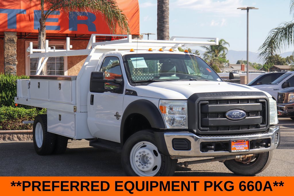 Used 2015 Ford F550 2WD Regular Cab Super Duty image 2