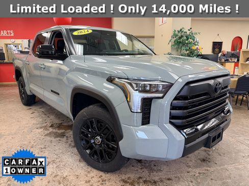Used 2024 Toyota Tundra Limited AWD/4WD image 1