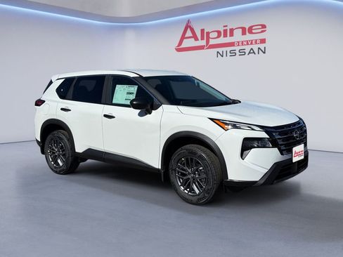 New 2026 Nissan Rogue S image 7