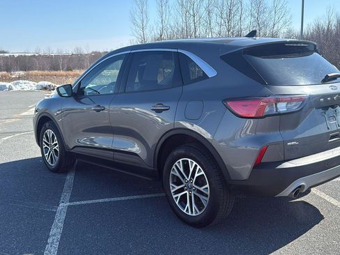 Used 2022 Ford Escape SEL image 10