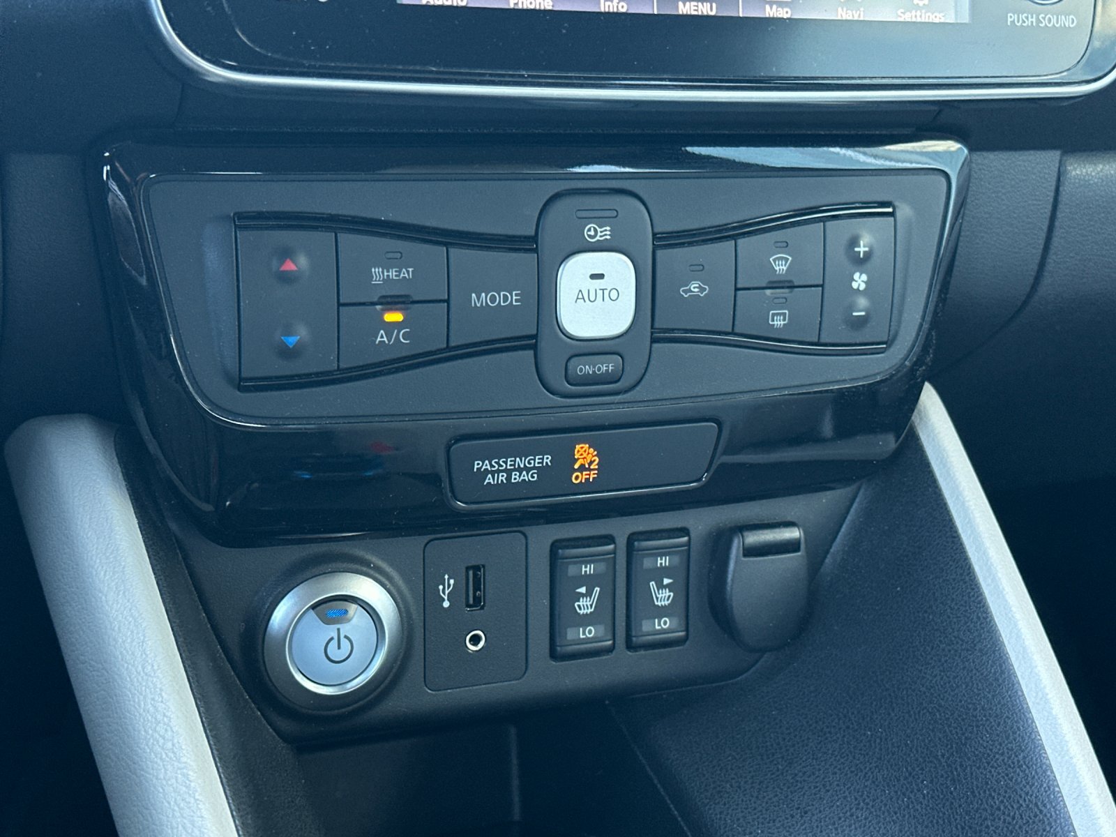 Used 2018 Nissan Leaf SL w/ SL Technology Package FWD image 18