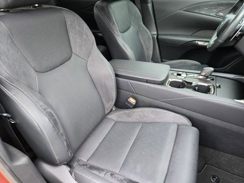 Used 2023 Lexus RX 350 w/ Cold Area Package AWD/4WD image 10