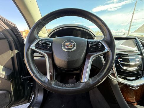 Used 2016 Cadillac SRX Luxury image 17