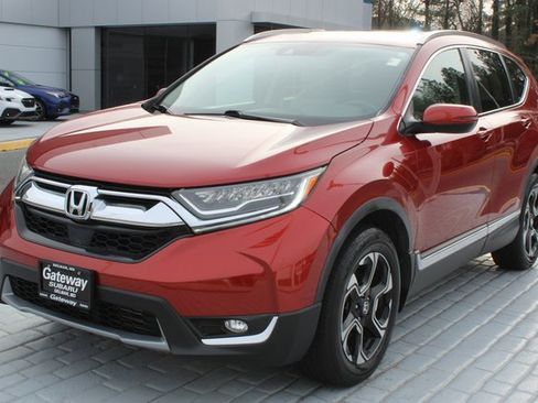 Used 2019 Honda CR-V Touring image 1