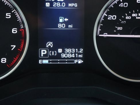 Used 2020 Subaru Forester Premium image 32