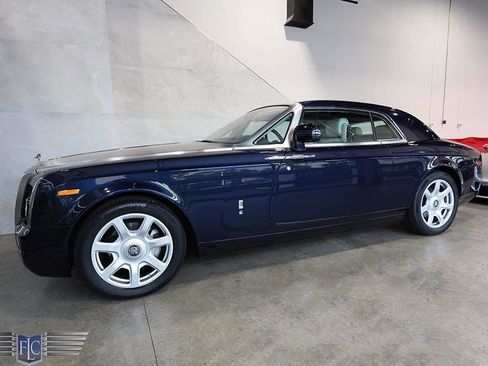 Used 2010 Rolls-Royce Phantom Coupe RWD image 4