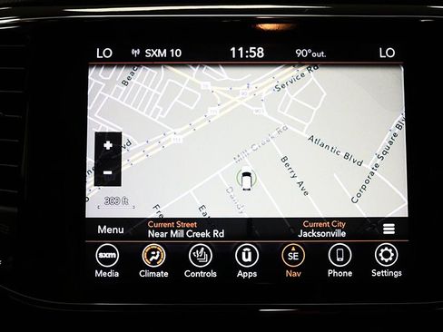 Used 2020 Jeep Grand Cherokee Altitude AWD/4WD image 24