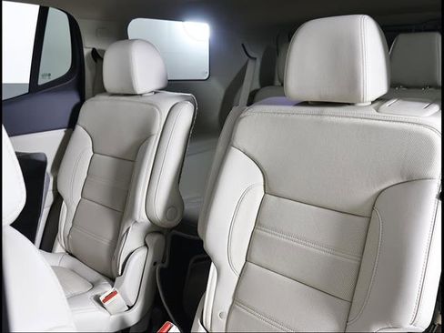 Used 2020 GMC Acadia Denali FWD image 10