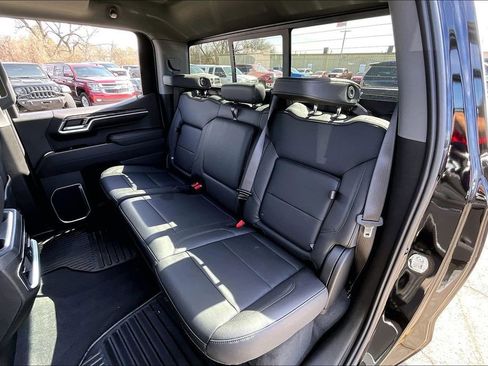 New 2026 Chevrolet Silverado 1500 LTZ w/ LTZ Premium Package image 10