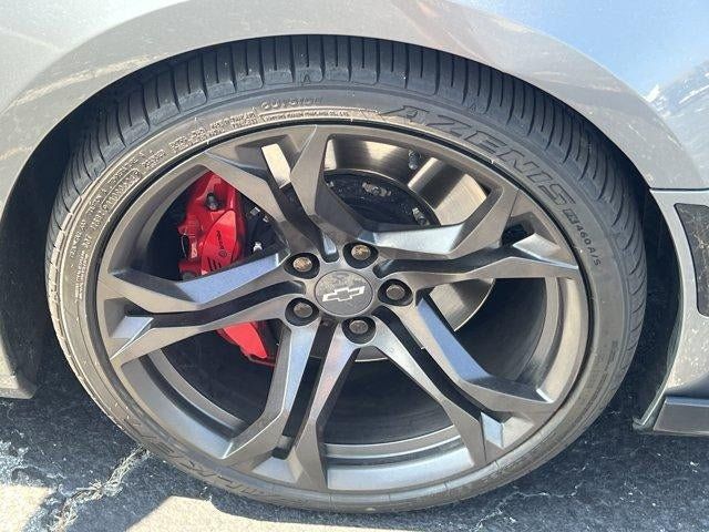 Used 2021 Chevrolet Camaro SS RWD image 12