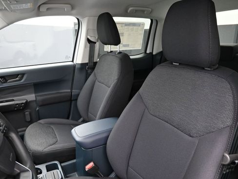 New 2025 Ford Maverick XL image 12