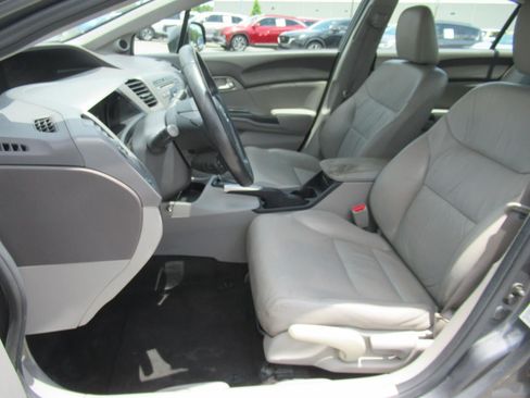Used 2012 Honda Civic EX-L image 19