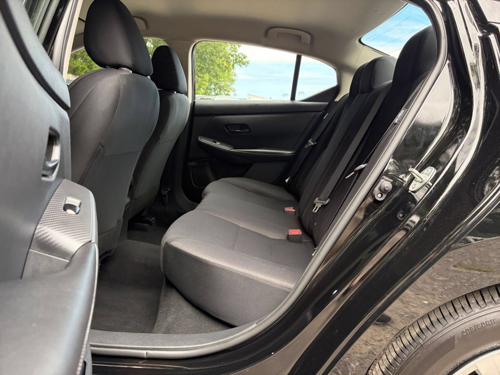 Used 2025 Nissan Sentra S FWD image 22