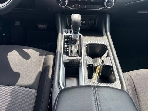 Used 2025 Nissan Sentra SV FWD image 21