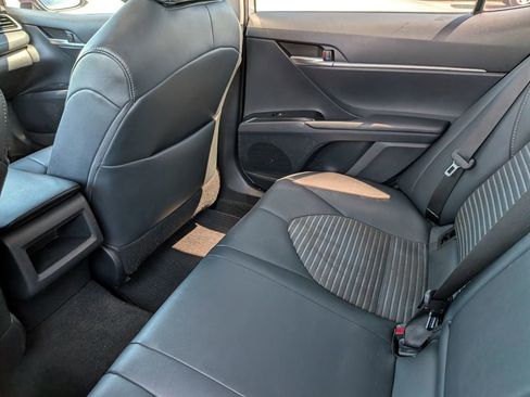 Used 2019 Toyota Camry SE image 24