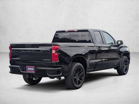Used 2026 Chevrolet Silverado 1500 Custom RWD image 5