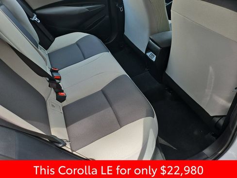 Used 2025 Toyota Corolla LE FWD image 32