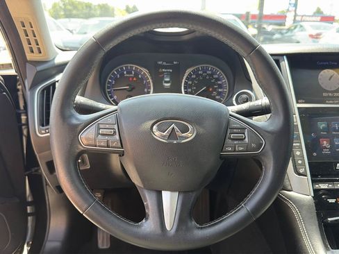 Used 2017 INFINITI Q50 3.0t Premium RWD image 12