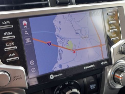 Used 2024 Toyota 4Runner SR5 Premium image 3