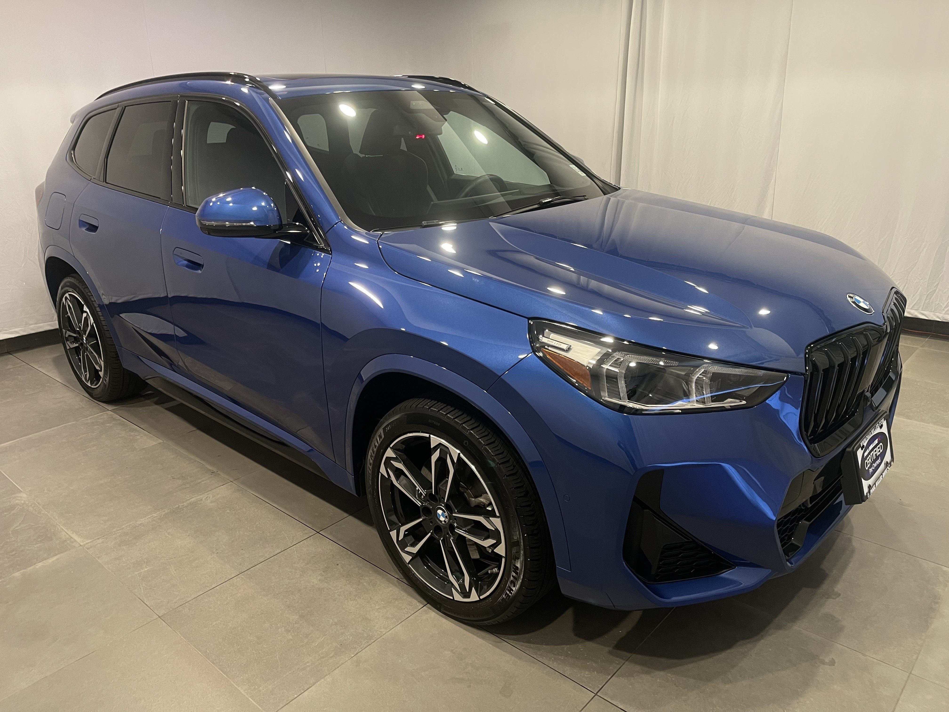 Used 2026 BMW X1 xDrive28i w/ Technology Package AWD/4WD image 3