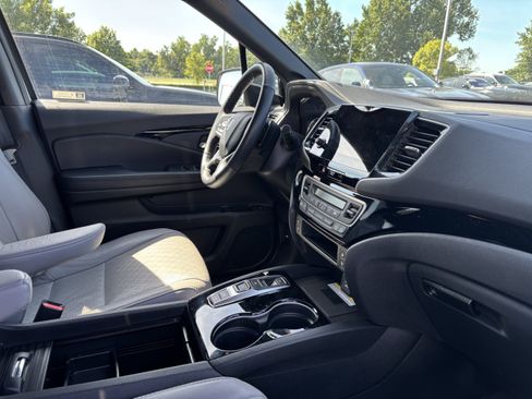 Used 2020 Honda Passport Elite image 32