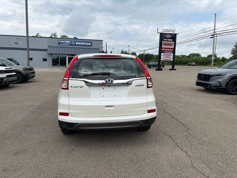 Used 2015 Honda CR-V LX image 5