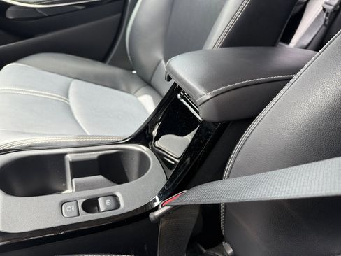 Used 2023 Toyota Corolla XLE image 14