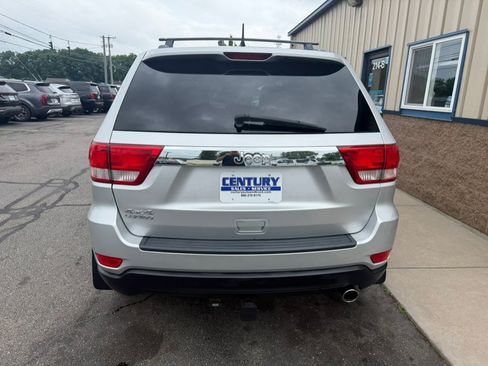 Used 2011 Jeep Grand Cherokee Laredo AWD/4WD image 7