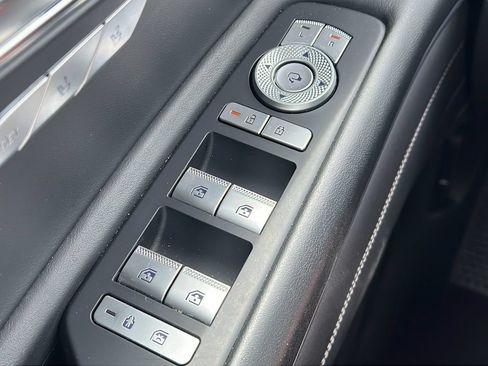 Used 2025 Genesis GV80 2.5T Standard AWD/4WD image 20