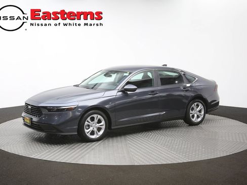 Used 2025 Honda Accord LX image 54