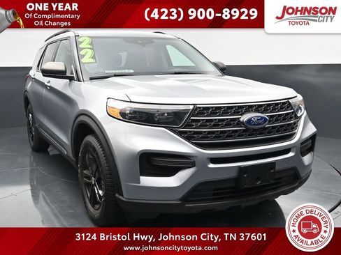 Used 2022 Ford Explorer XLT AWD/4WD image 1