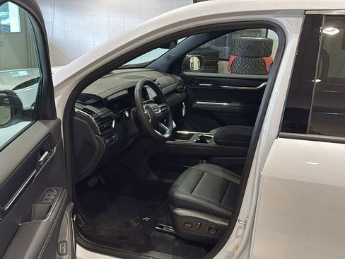 New 2026 GMC Acadia Elevation w/ Elevation Premium Package image 22