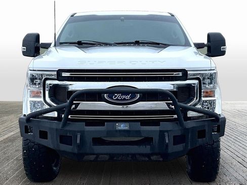 Used 2022 Ford F250 XLT w/ XLT Value Package image 2