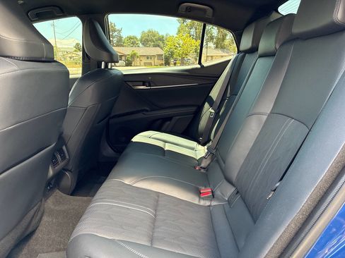 Used 2025 Toyota Camry XSE FWD image 10
