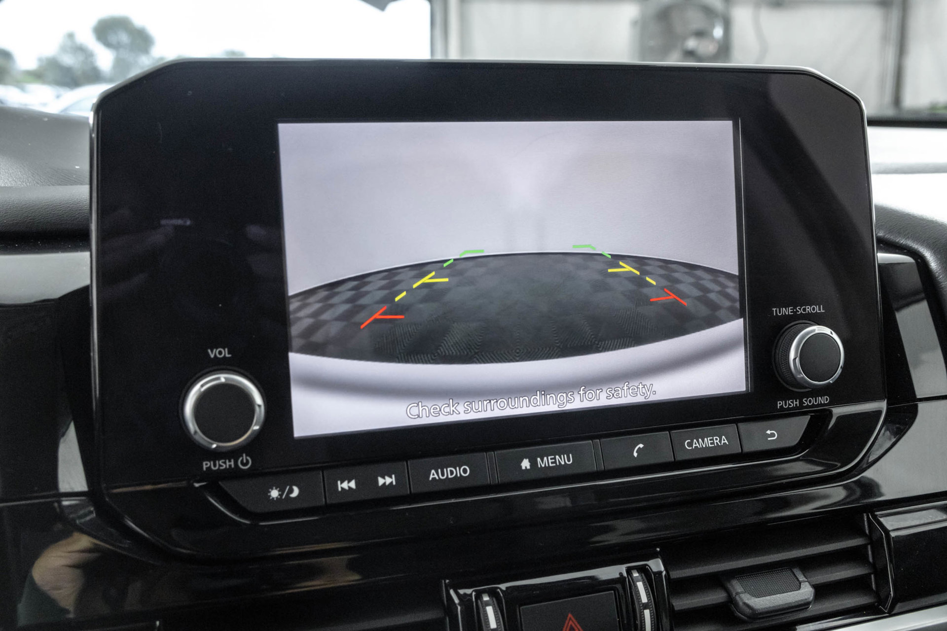 Used 2024 Nissan Pathfinder SV AWD/4WD image 10